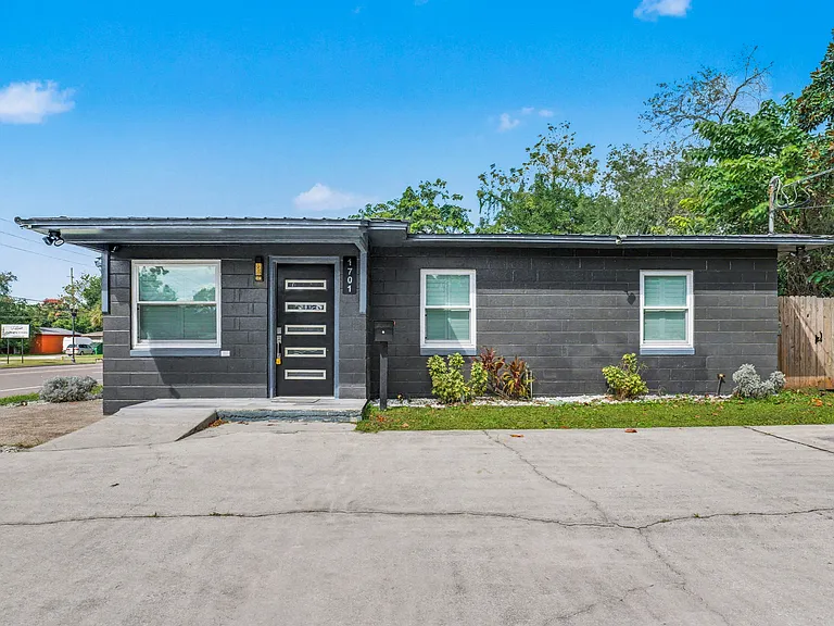 1701 Rogero Rd #1701 — Photo 24