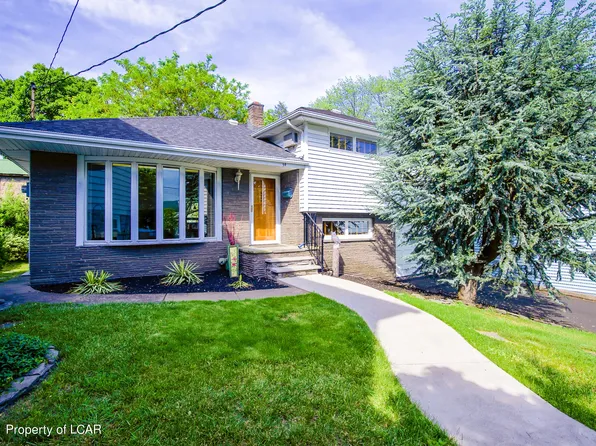 54 Mary St, Ashley, PA 18706