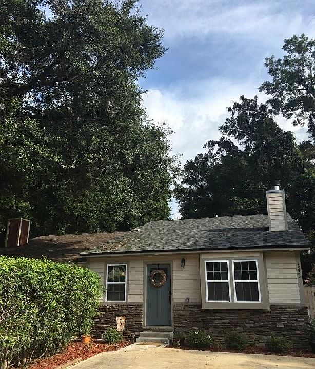 1st image of 1533 Merry Oaks Ct