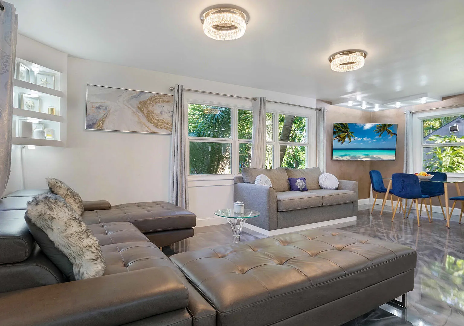 3 bed, 4.5 bath, 2916 sqft, $13,000 — Photo 2