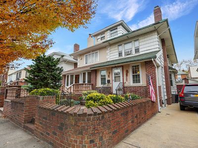 75 Bay Ridge Pkwy, Brooklyn, NY, 11209