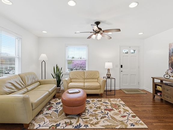 4th image of 65 Jonell Dr