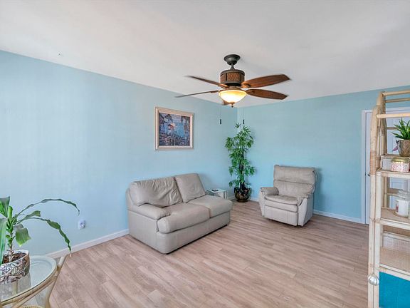 3rd image of 2101 E Betty Elyse Ln