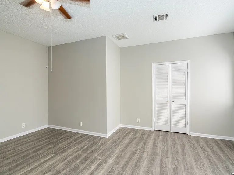 2826 Village Pkwy — Photo 24