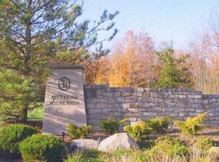 1 Pine Dr, Fredonia, NY 14063