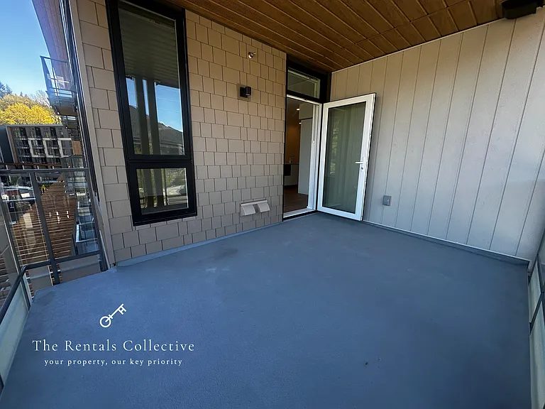 1500 Scott Cres — Photo 7