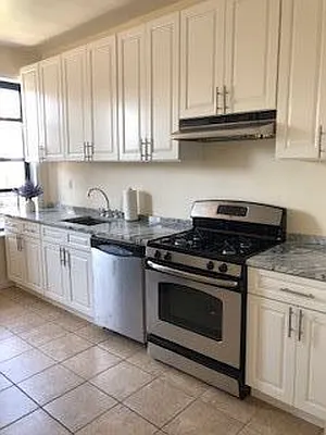 Rented by Owner | media 9