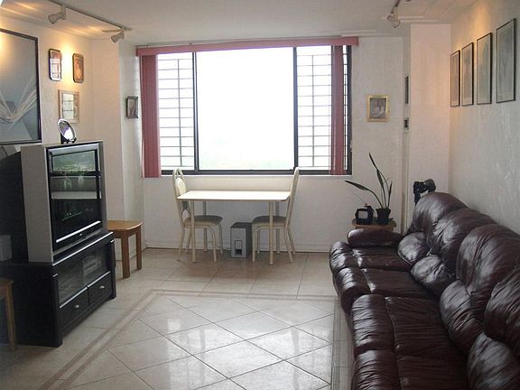 2nd image of 27010 Grand Central Pkwy APT 22F