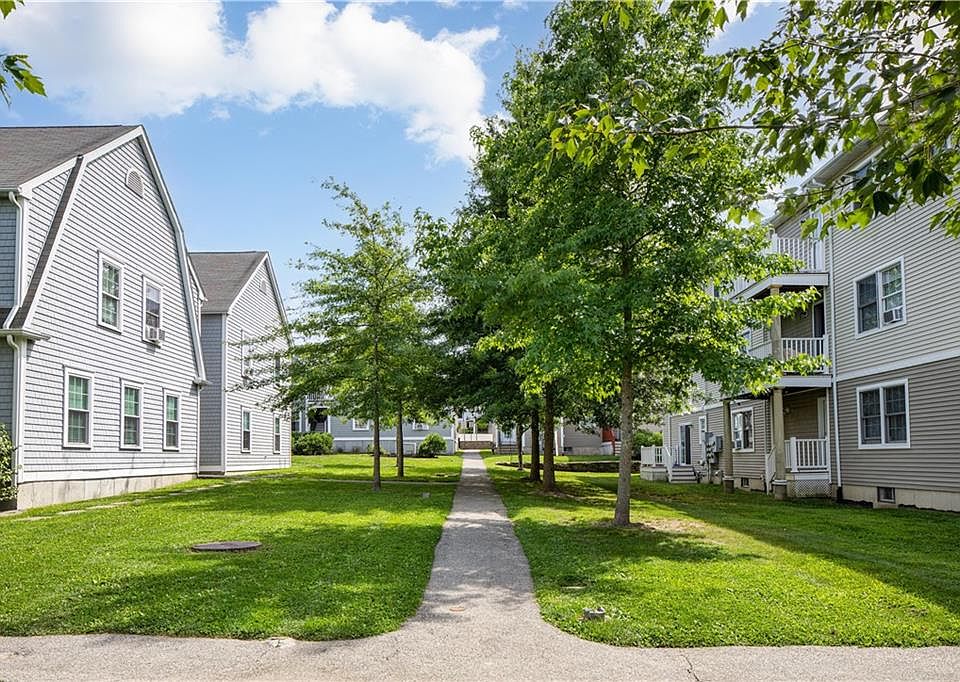 Coddington Point 231 Maple Ave Newport RI Zillow