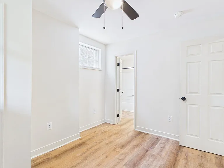 411 Gilmer St #B — Photo 29