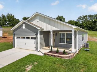 2500 River Ranch Dr, Cookeville, TN 38501
