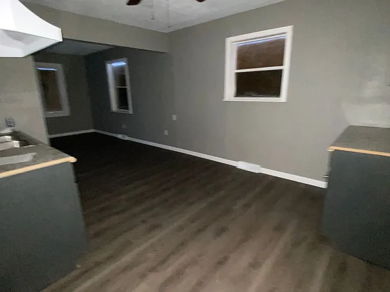 309 Green St — Photo 6