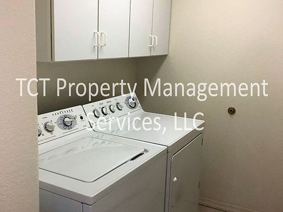 4th image of 3462 E Cherry Hills Pl