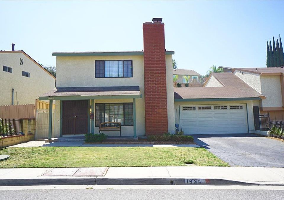 1st image of 1936 E Woodgate Dr