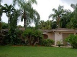 2520 Clipper Way, Naples, FL 34104