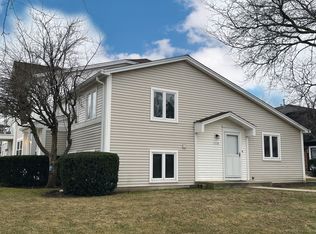 1110 Inverrary Ln #1110, Deerfield, IL 60015