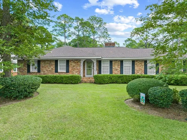 1907 E Lakeridge Dr, Albany, GA 31707