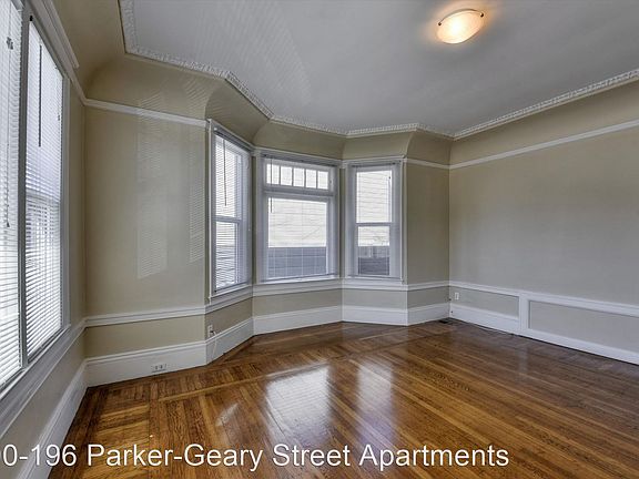 4th image of 190 Parker Ave #190