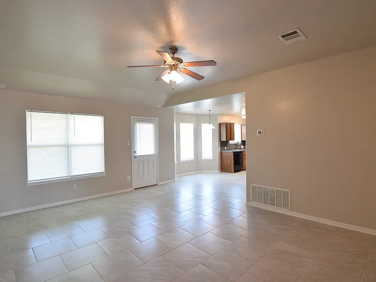 3507 Doffy Dr — Photo 9