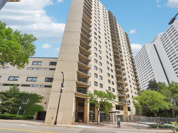 1225 Lasalle Ave APT 306, Minneapolis, MN 55403