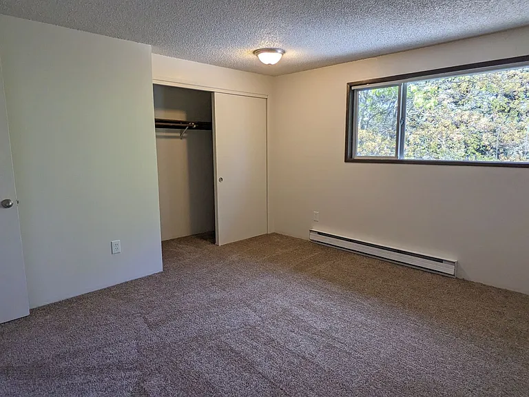 15912 SE 2nd St — Photo 37