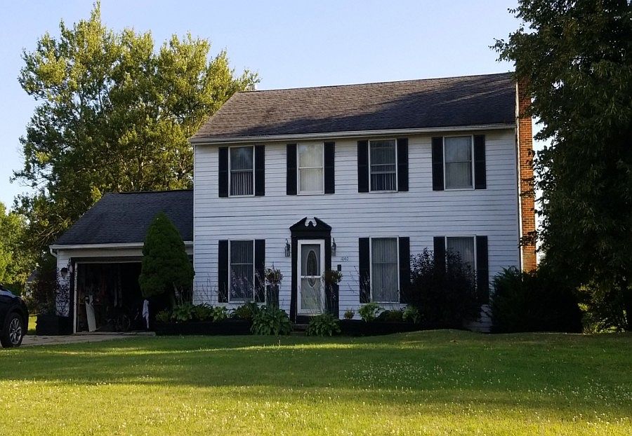1st image of 1040 Deepwood Dr