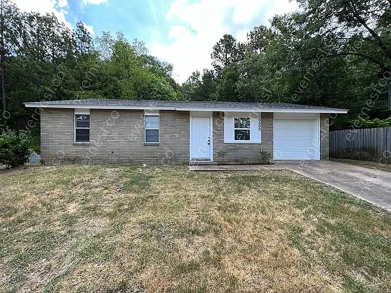 5500 Parker St