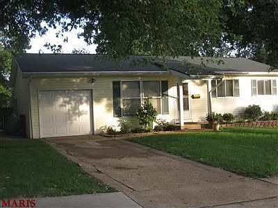 2nd image of 5324 Ville Angela Ln
