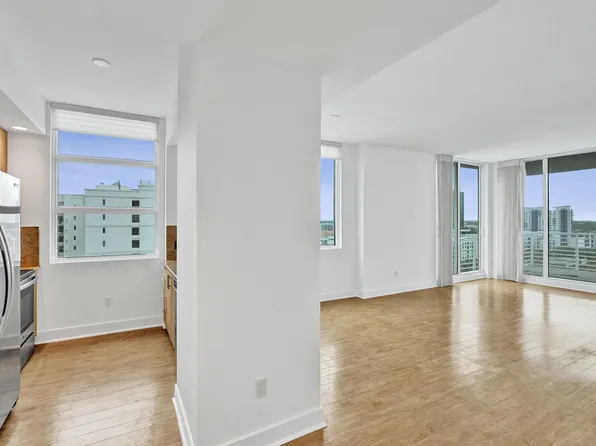 315 NE 3rd Ave APT 1201, Fort Lauderdale, FL 33301
