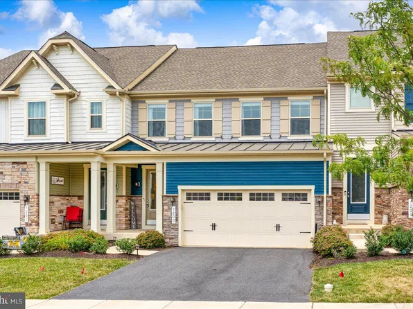 1203 Pennington Dr, Brunswick, MD 21716