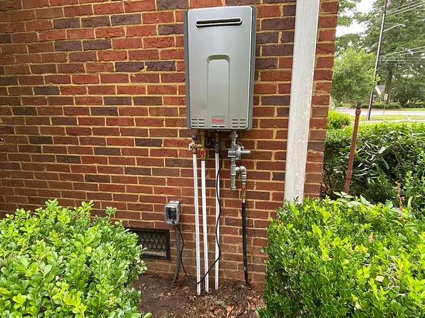 913 Millpond Rd, Valdosta, GA 31602