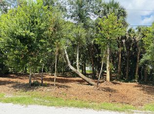 8825 93rd Ave, Vero Beach, FL 32967