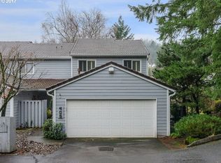 405 SW 70th Ter, Portland, OR 97225