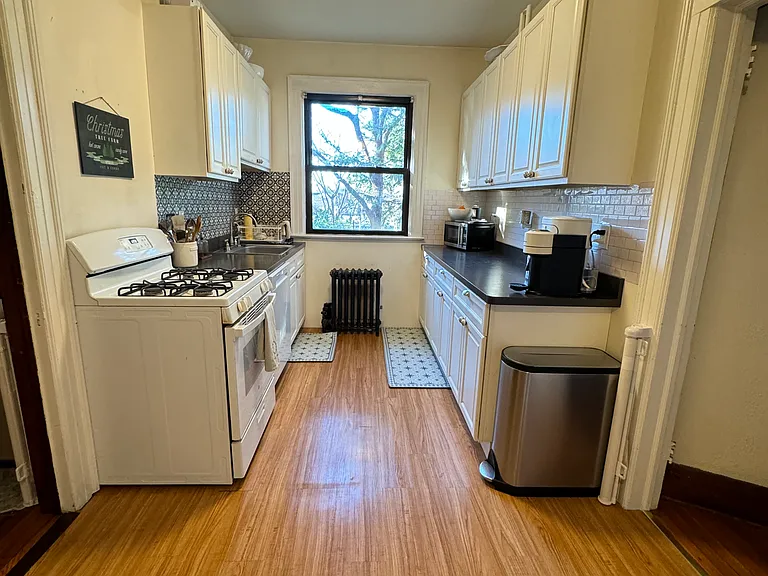107 Ravenhurst Ave #2 — Photo 8