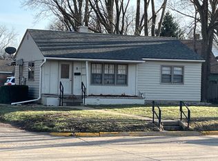 11 E Kidder St, Vermillion, SD 57069