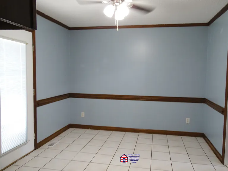 115 Bett Dr — Photo 4