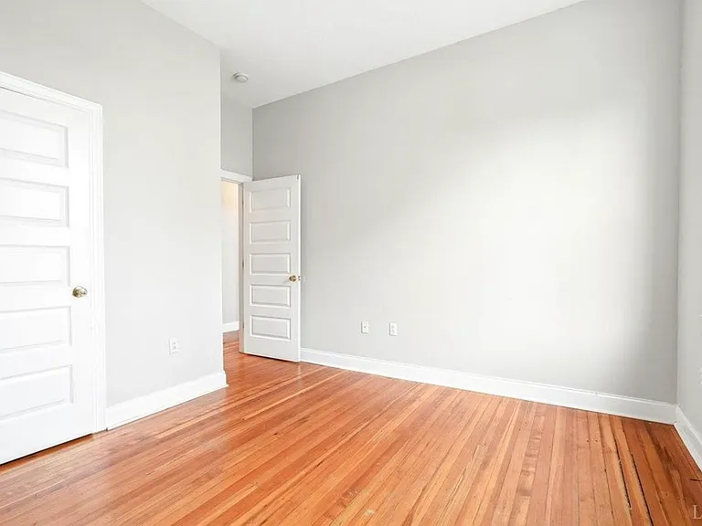 1423 Pierce St — Photo 21