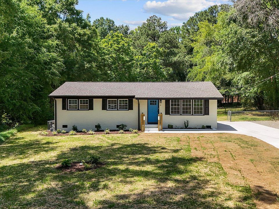 1st image of 4 Haledon Cir