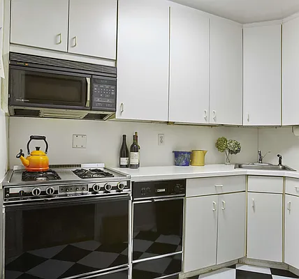 Sold by Brown Harris Stevens | media 15