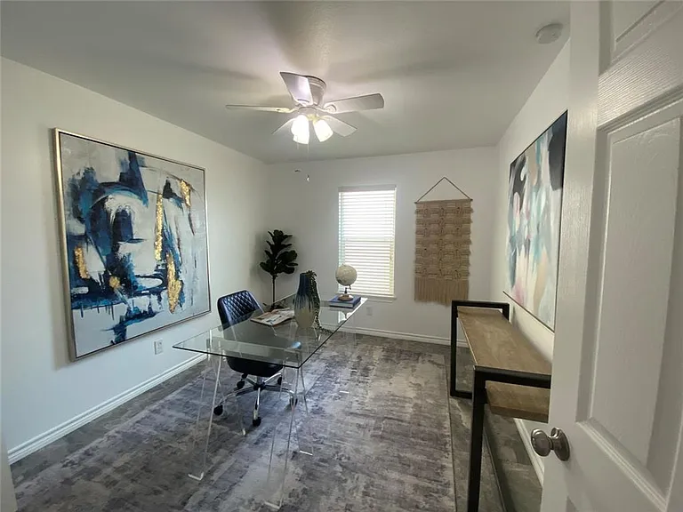 City Scene Apartments — Photo 62