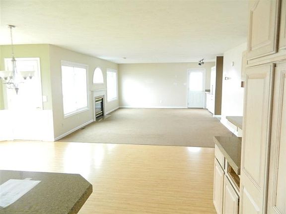 5th image of 11411 Tebeau Dr