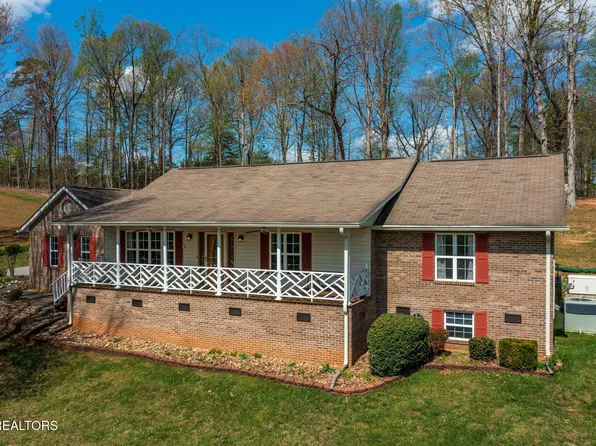 882 Pioneer Dr, Seymour, TN 37865