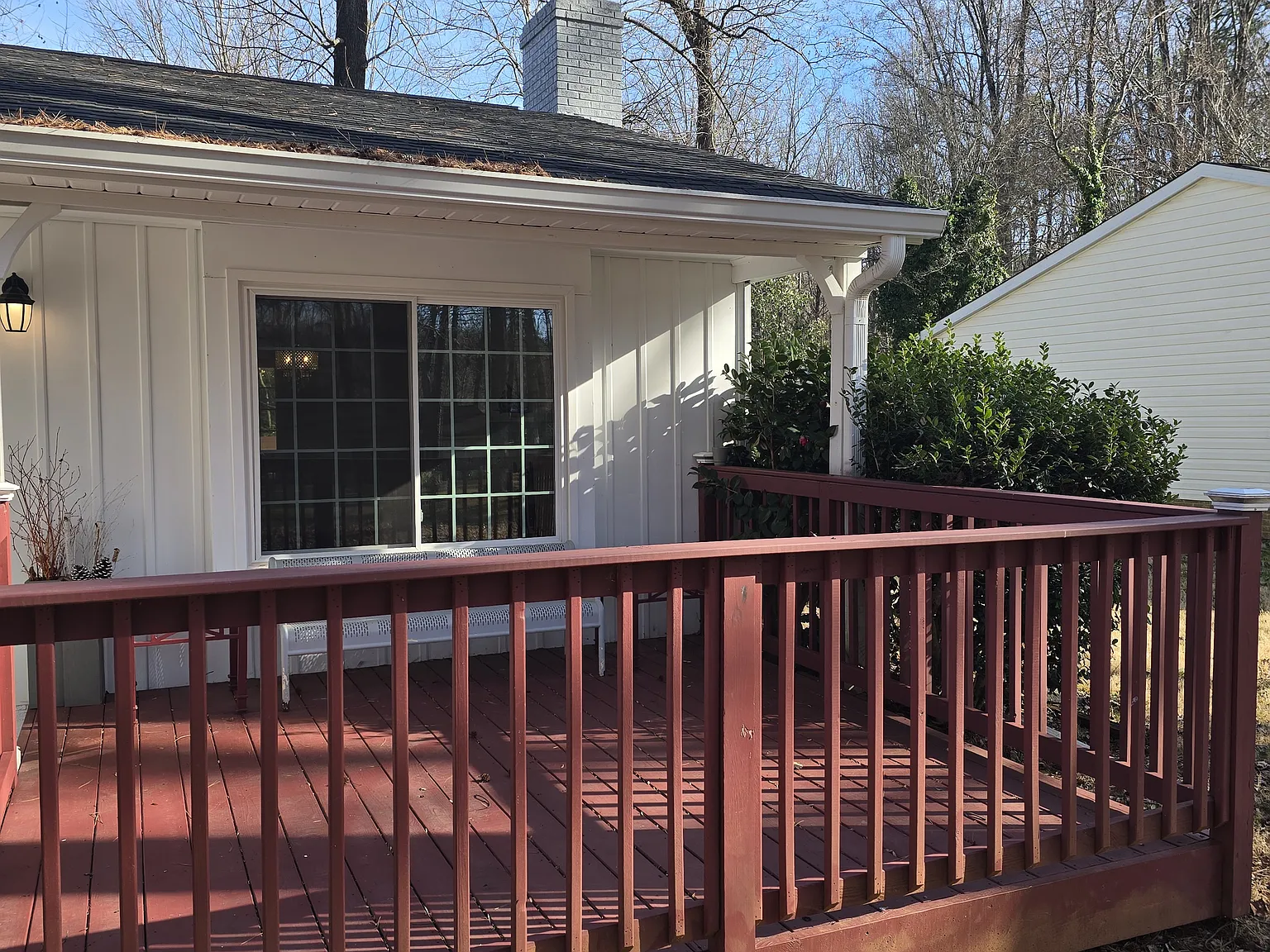 3 bed, 1207 sqft, $1,900 — Photo 2