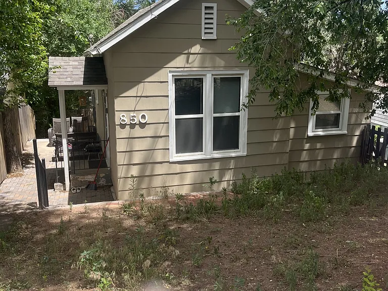 850 Prospect Pl — Photo 16