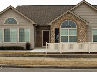 8655 Parkview Oaks Cir, Olive Branch, MS 38654