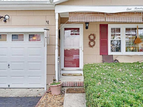 5th image of 150 Westbrook Dr