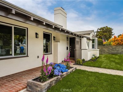 6005 S La Brea Ave, Los Angeles, CA, 90056