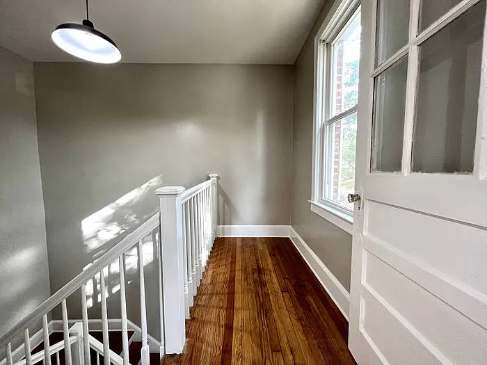 319 Howard St — Photo 7