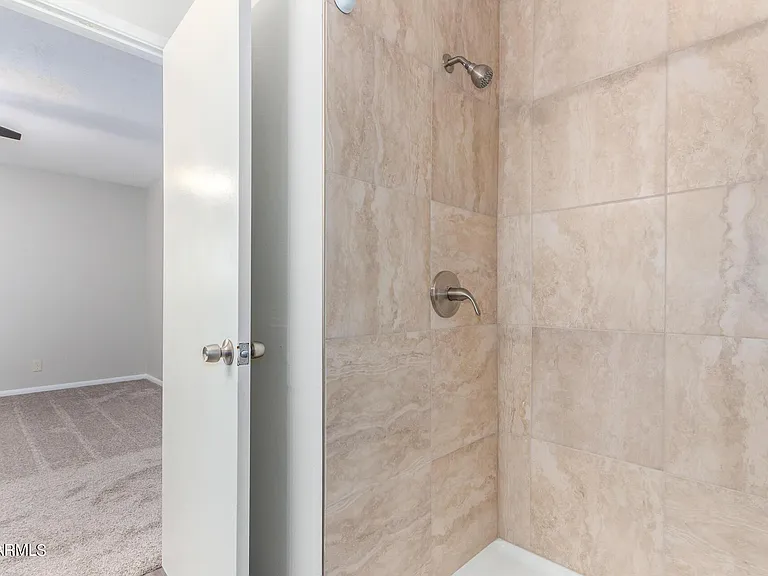 2612 E Lemon St — Photo 10