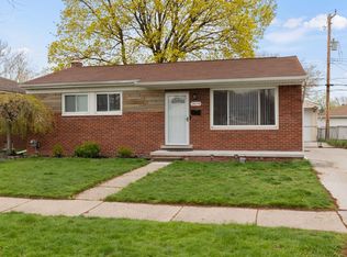 24694 Greenbrier Ave, Eastpointe, MI